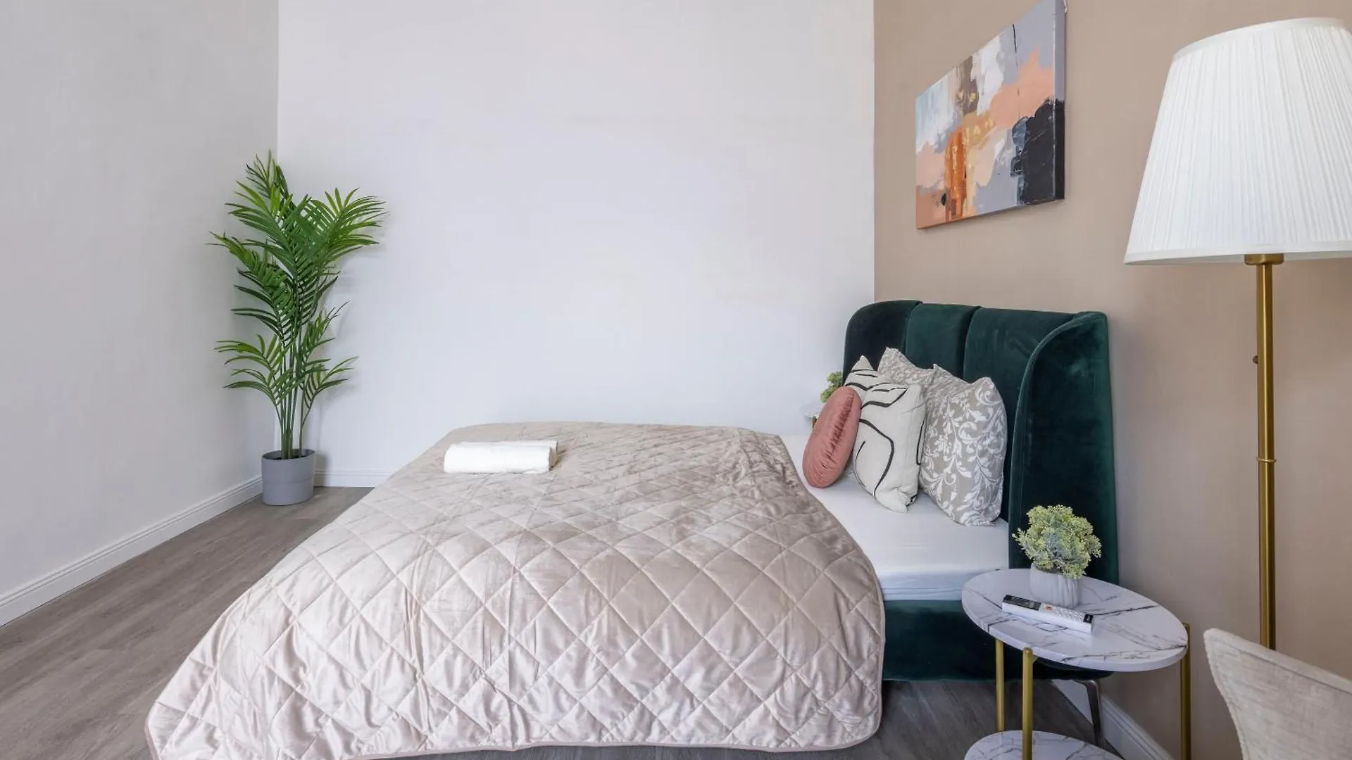 Spacious Vintage Apartment For 12Ppl Budapeszt